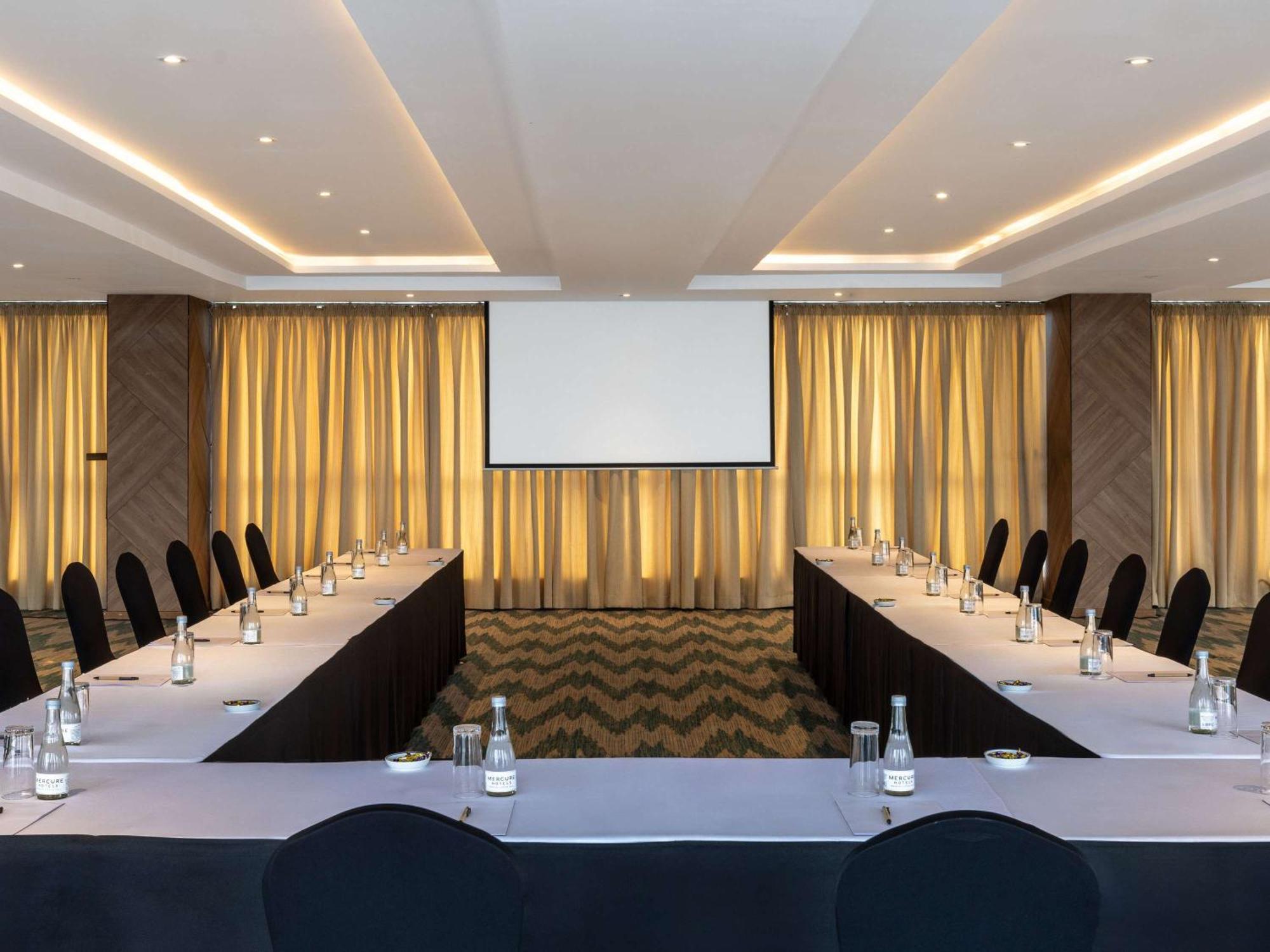 Mercure Nairobi Upper Hill エクステリア 写真